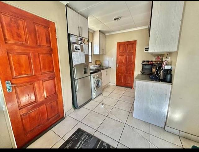 2 BEDROOM HOUSE FOR SALE IN RIVERSIDE VIEW EXT 35
